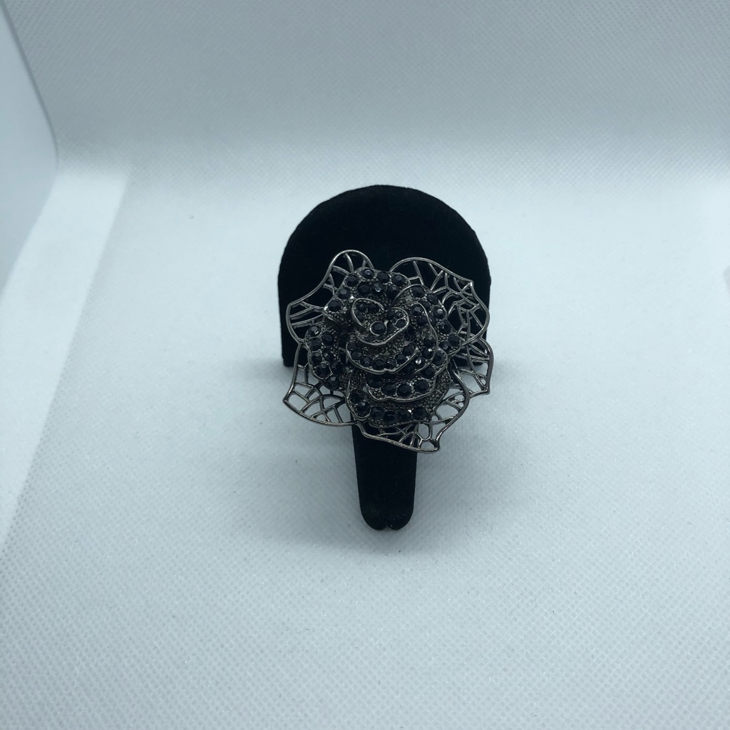 Big Flower Ring